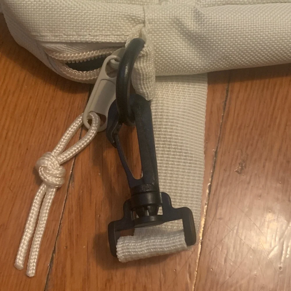 NWOT Crossbody Bag - Picture 6 of 7